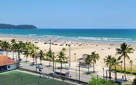 Apto Frente Mar em Praia Grande
